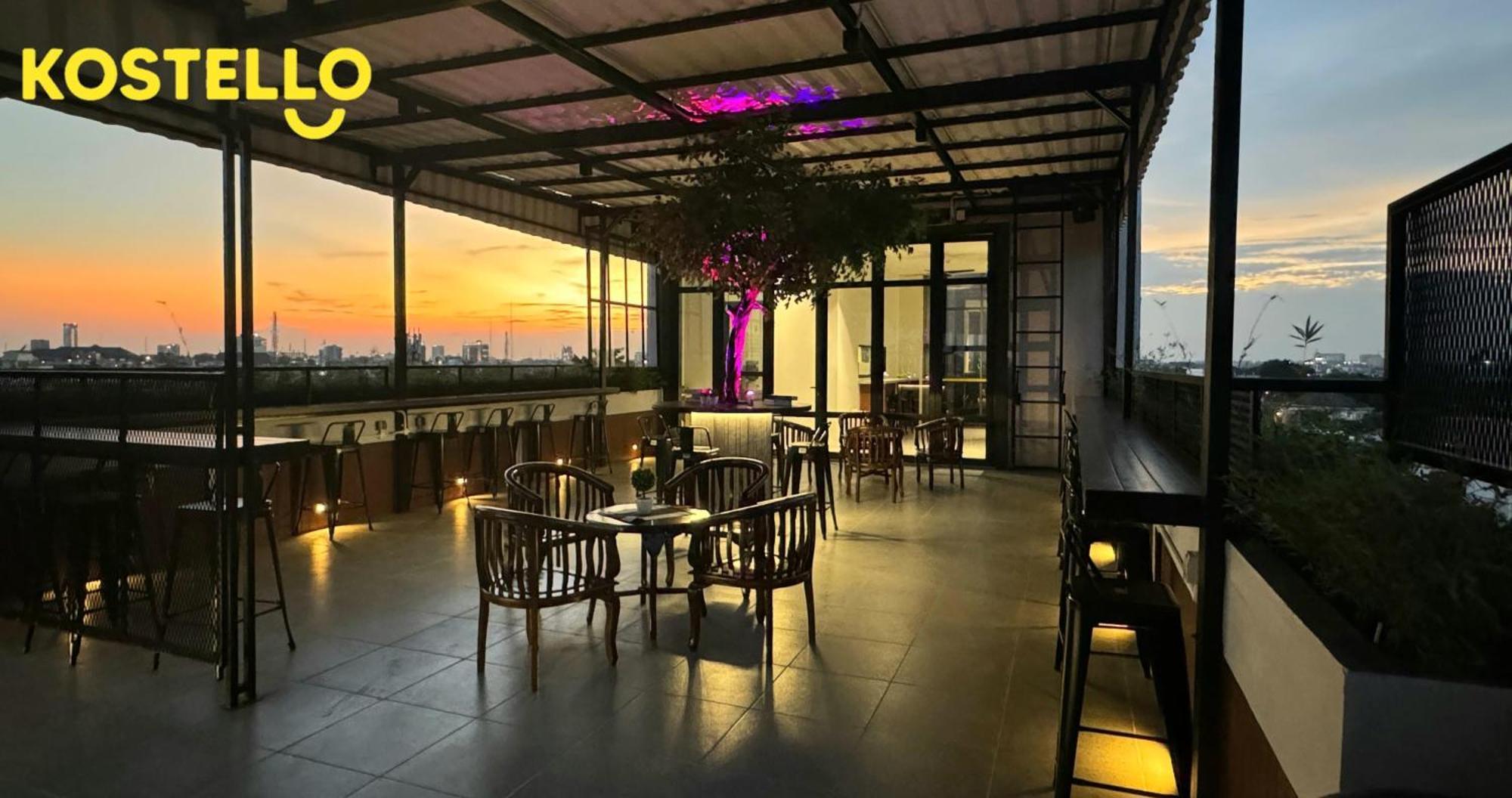 Kostello Rajawali Palembang Exterior photo